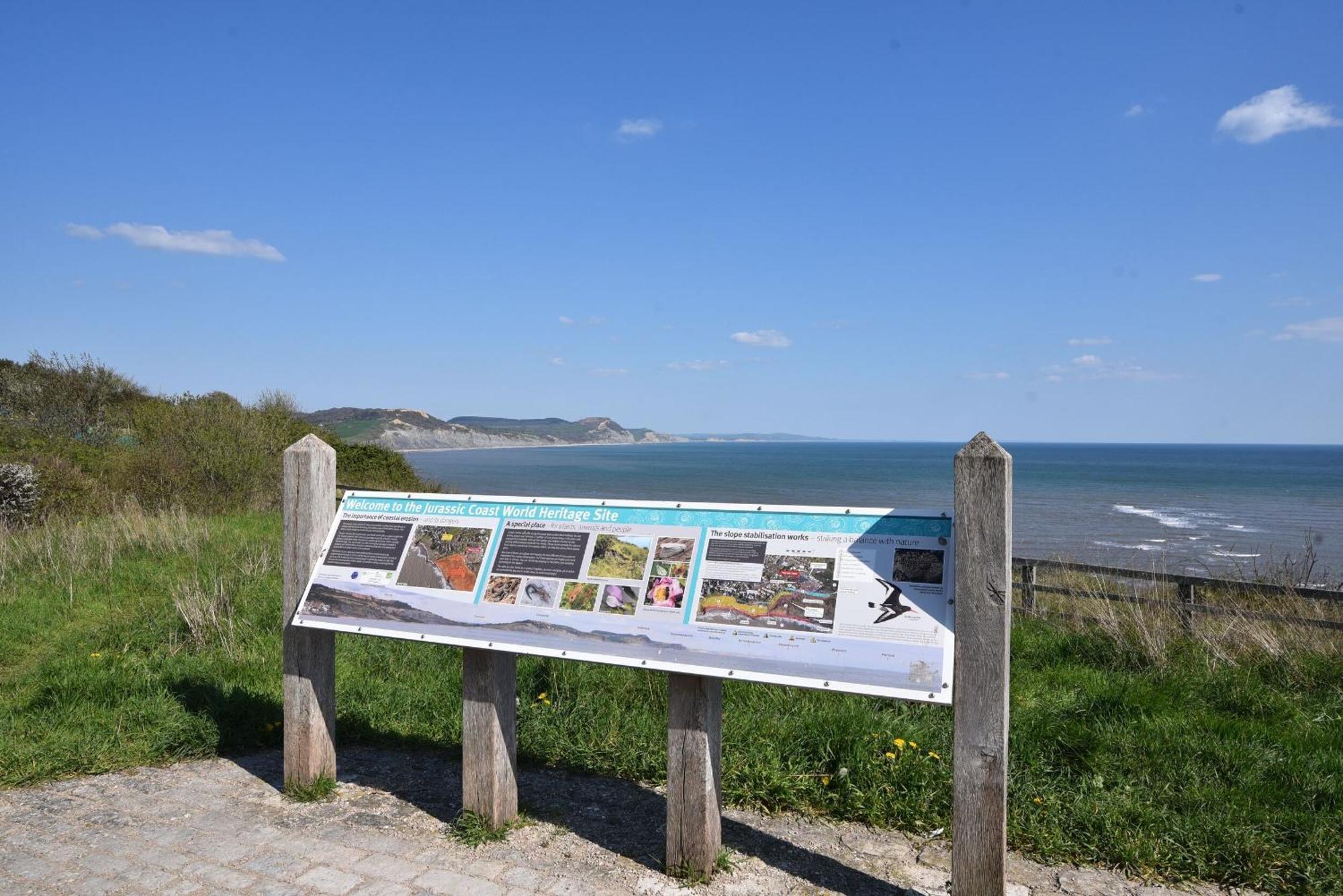Ronita Lyme Regis Exterior foto