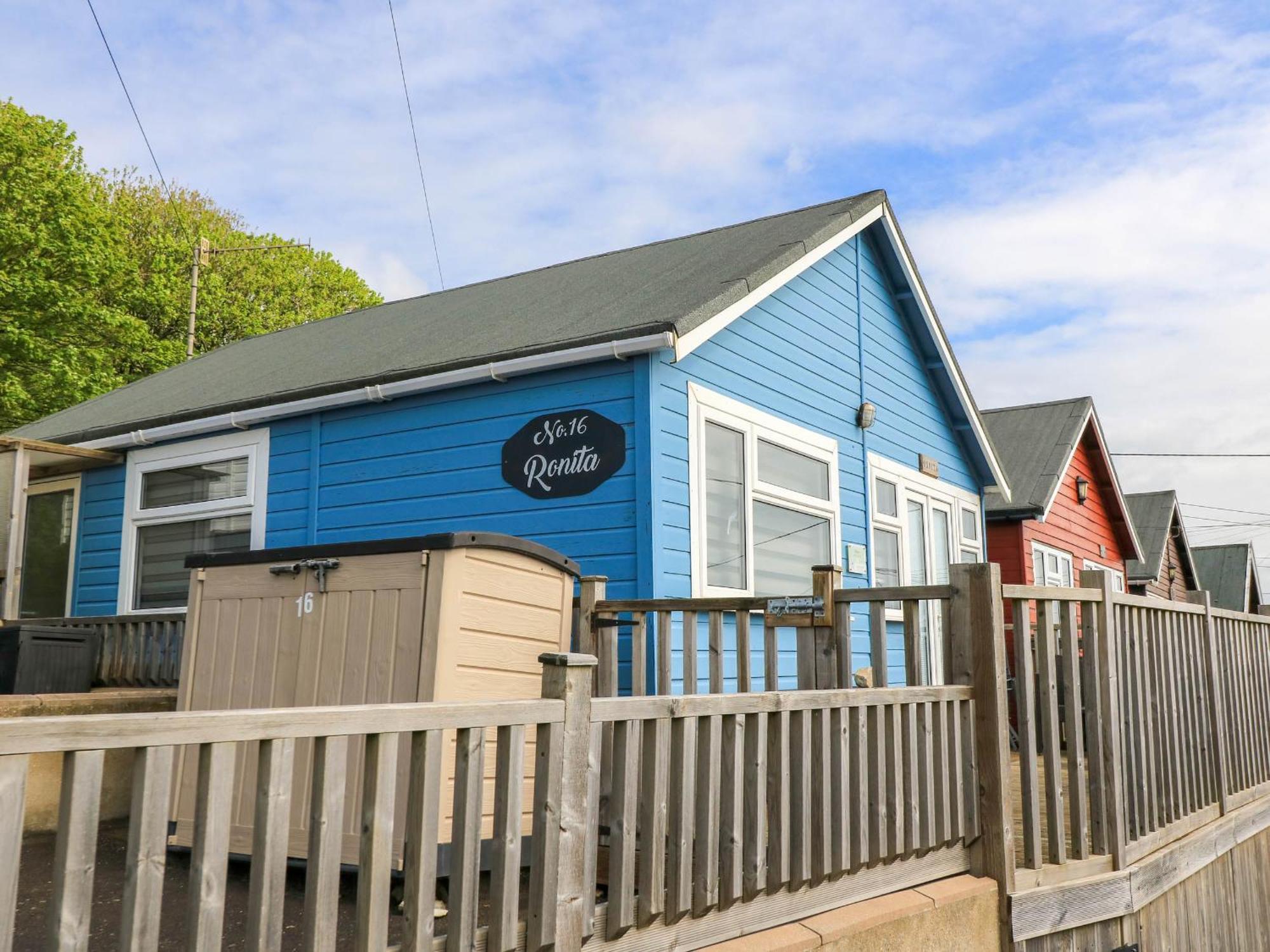 Ronita Lyme Regis Exterior foto